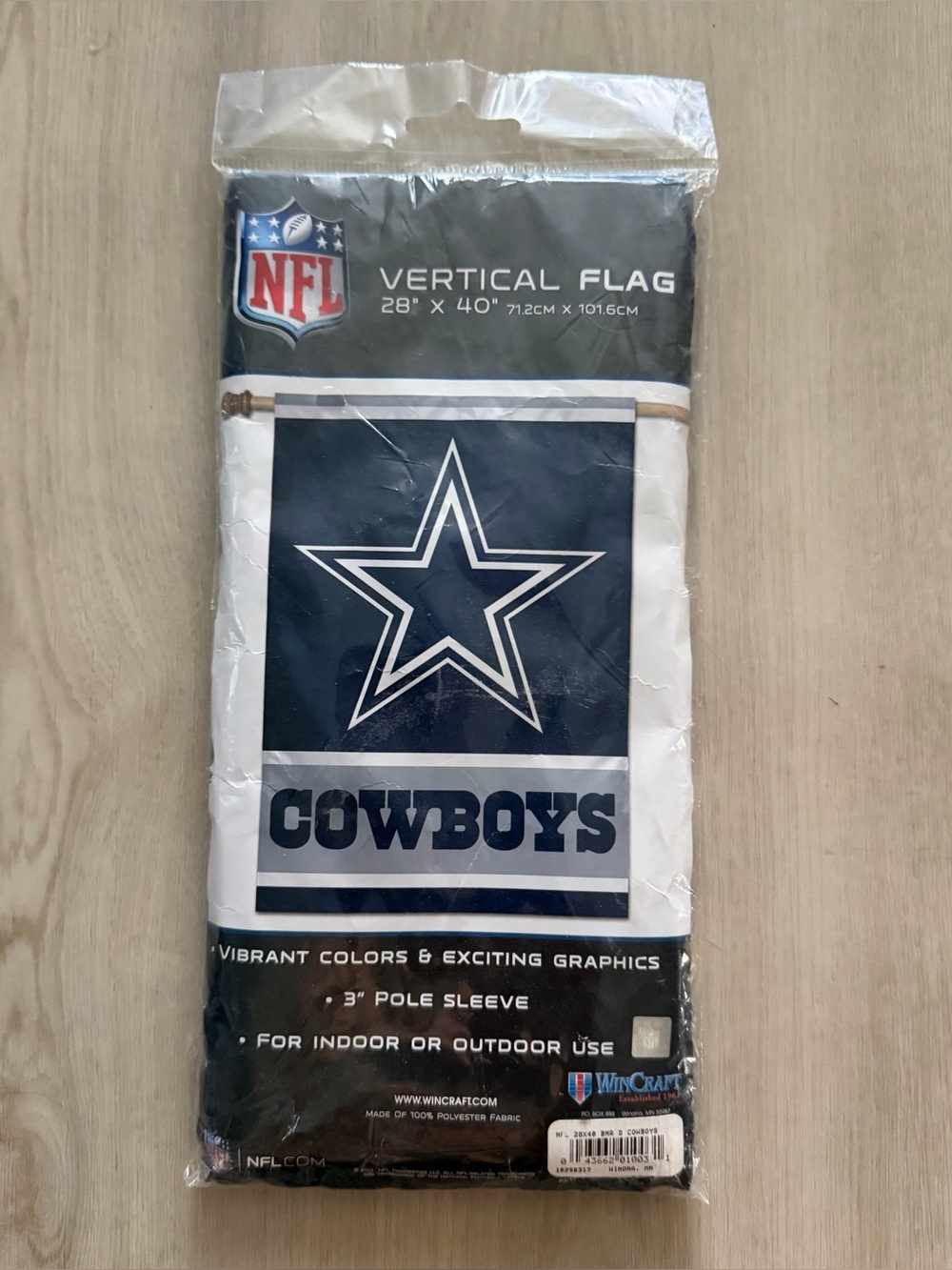 WinCraft Dallas Cowboys 28" x 40" Primary Logo House Flag